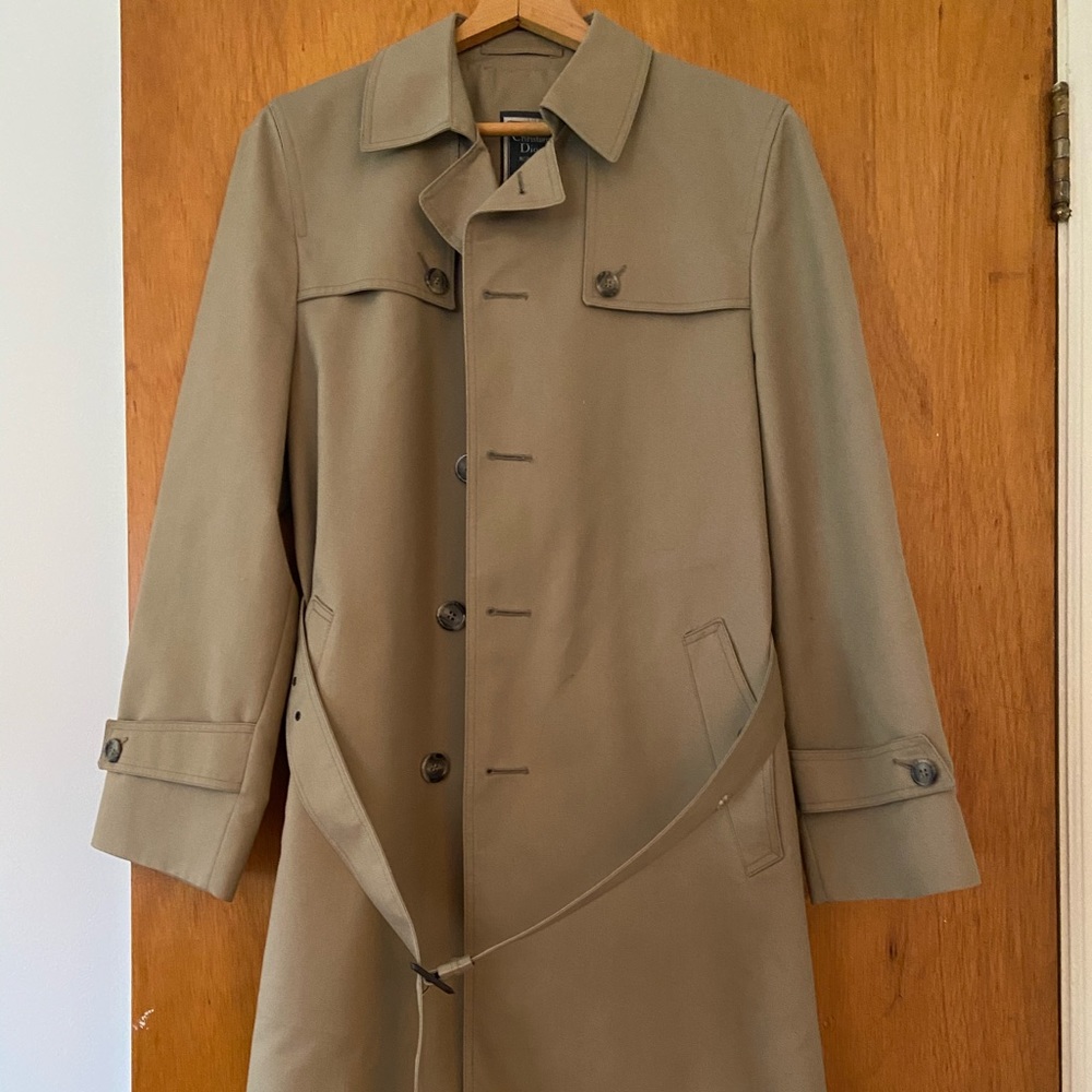Rain coat